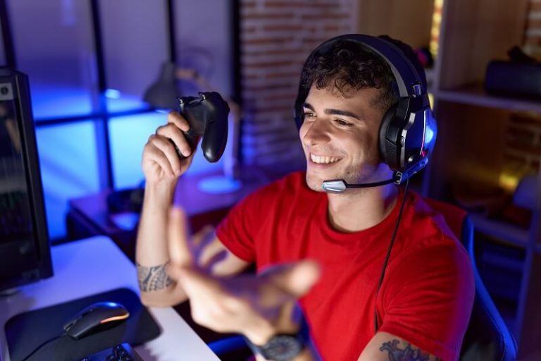 Entre PC gamer e console, entenda qual é a melhor opção para você